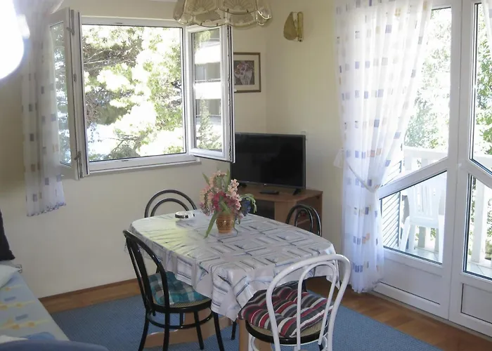 Ban Apartman