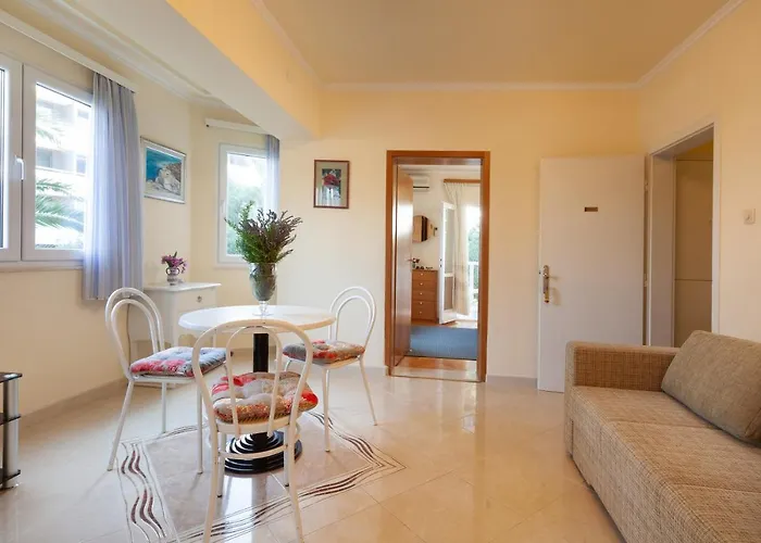 Ban Apartman Podgora