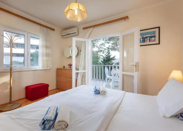 Ban Apartman