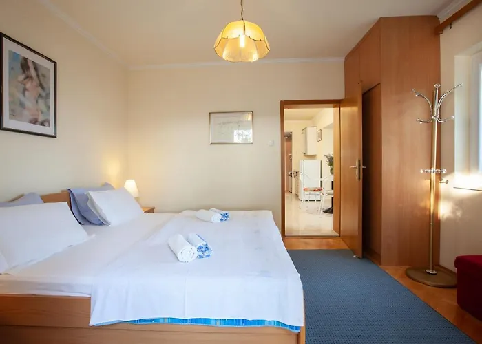 Ban Apartman *