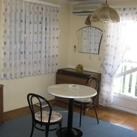 Ban Apartment Podgora
