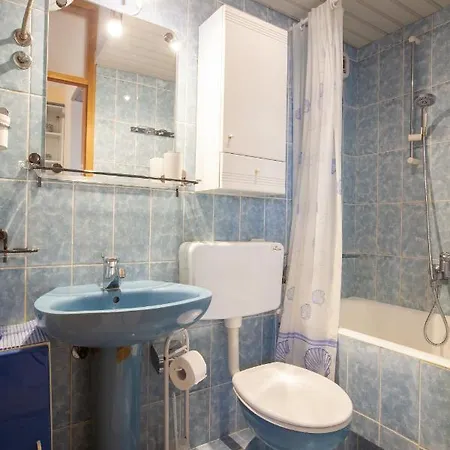 Ban Apartment *