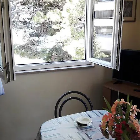 Ban Apartment *